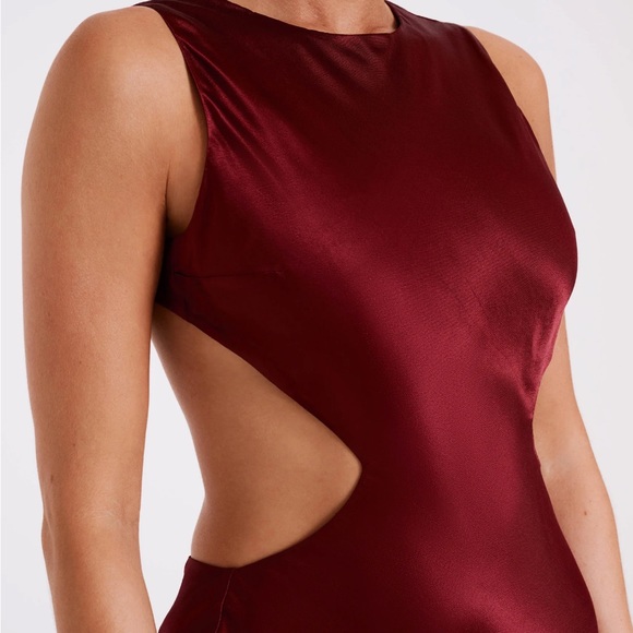 Meshki Electra satin cut out maxi dress - Picture 4 of 5